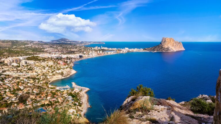 Costa Blanca: witte stranden, rotsachtige baaien en populaire badplaatsen