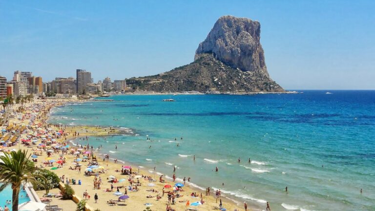 Costa del Azahar: sinaasappelbloesem, lange stranden en authentieke kustplaatsen