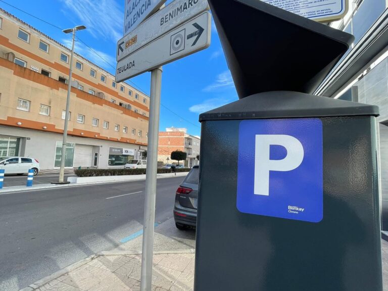 Parkeren in Moraira en Teulada: dit zijn de tijden, tarieven en betaalmogelijkheden