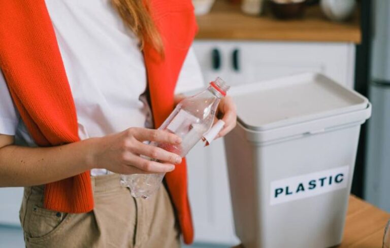 Spanje haalt recyclingdoelen niet: statiegeldsysteem voor flessen wordt verplicht
