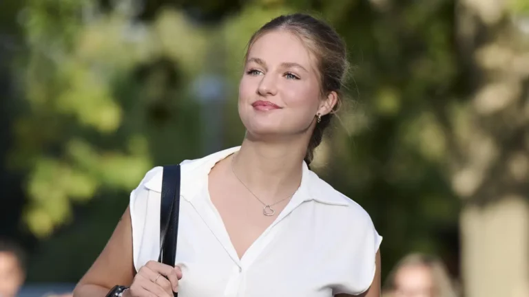 Van legeruniform naar collegebanken: prinses Leonor begint aan haar universiteitsleven