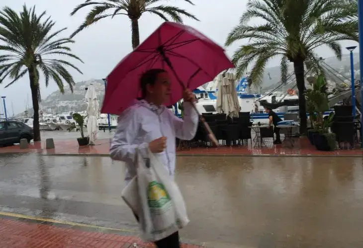 Heel Mallorca onder weerswaarschuwing: DANA Adam brengt zware regen en storm naar eiland