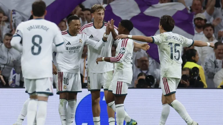 Real Madrid verslaat Sevilla met 4-1: Mbappé schittert met twee doelpunten vlak voor El Clásico