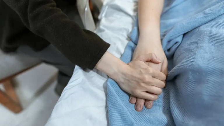 Werknemers in Spanje mogen vijf dagen zorgverlof meerdere keren per jaar opnemen